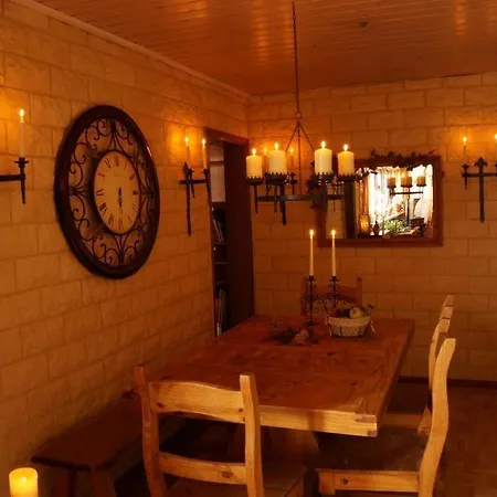 Nibelungen - - - Apartment *
